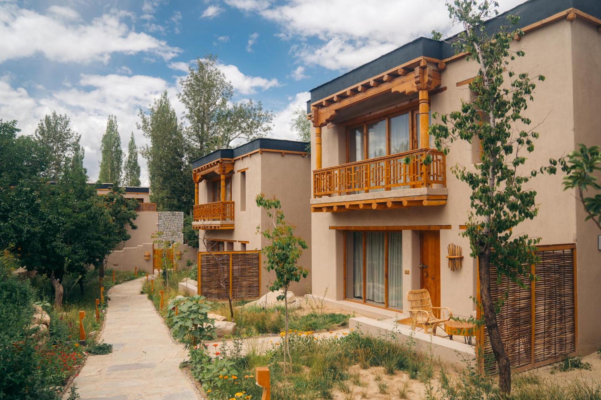 Dolkhar Resort Leh Bagian luar foto