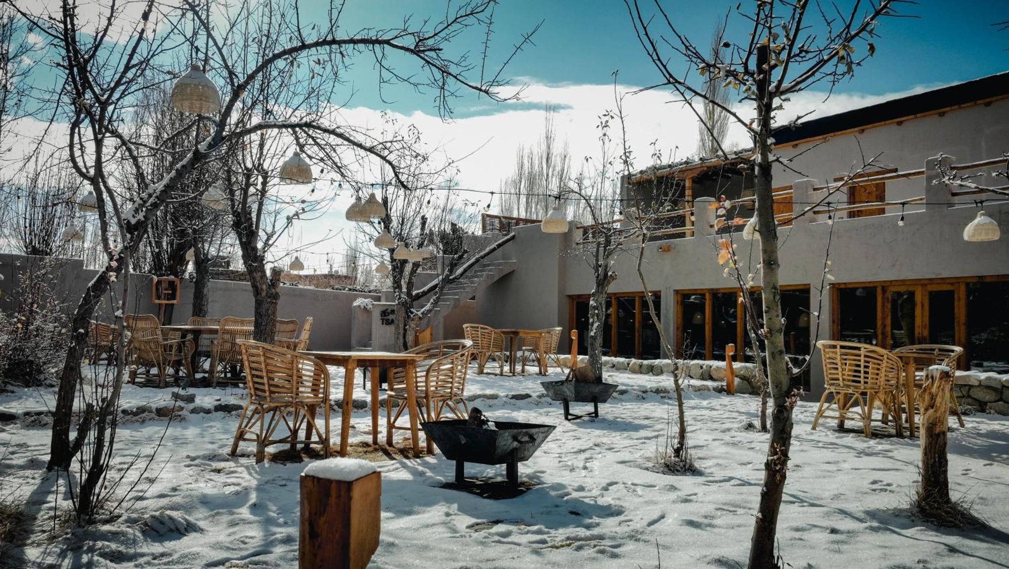 Dolkhar Resort Leh Bagian luar foto