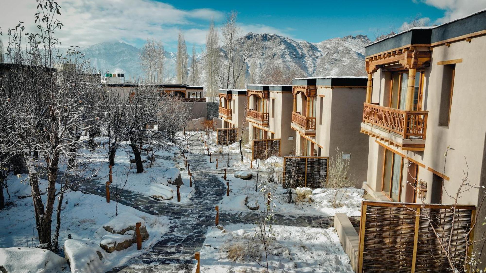 Dolkhar Resort Leh Bagian luar foto